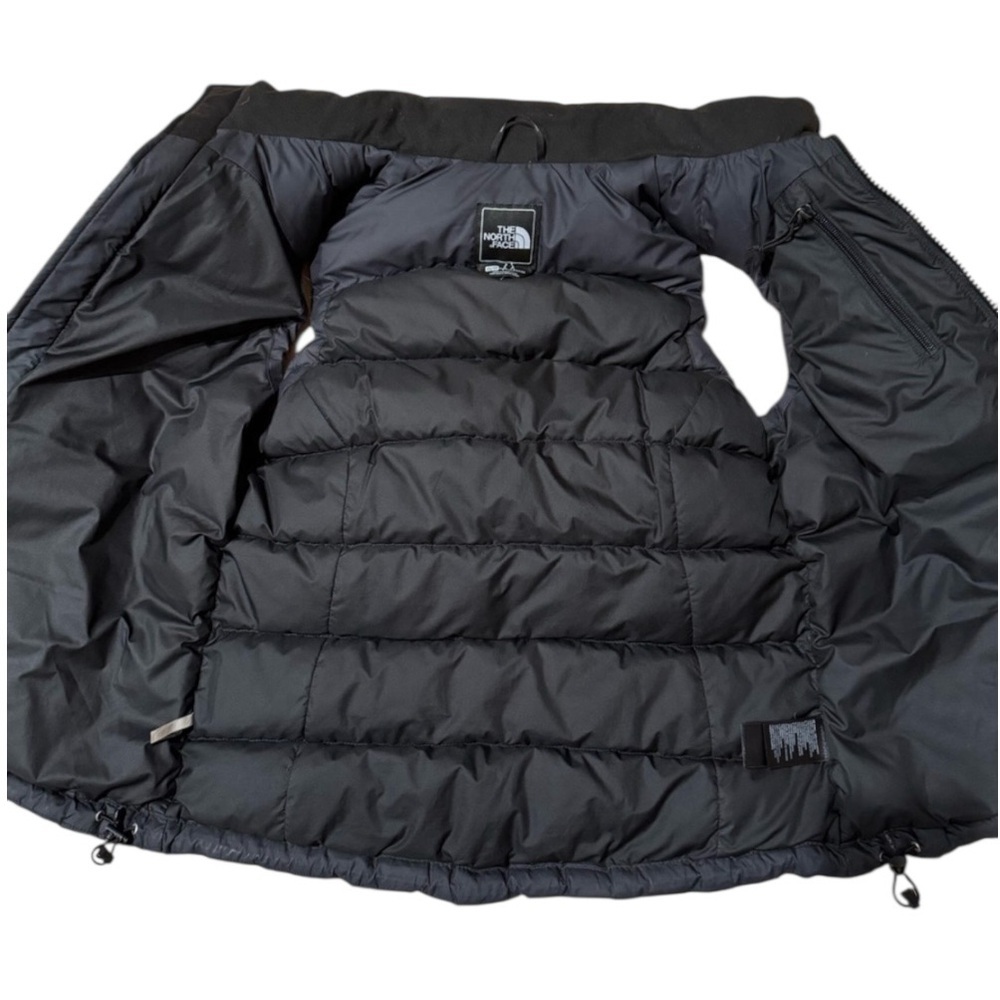 The North Face Retro Nuptse Logo Down Vest Sz S Black 700 Fill - Picture 3 of 7